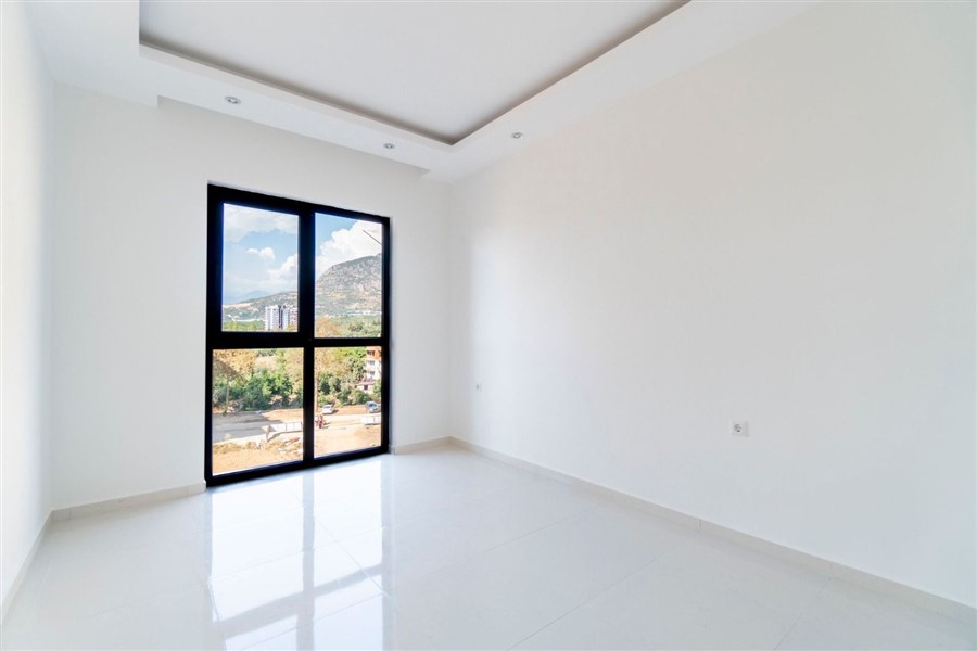 Small apartment with high-quality fine finishing, in a new residential complex, commissioned in 2023-id-6042-photo-4