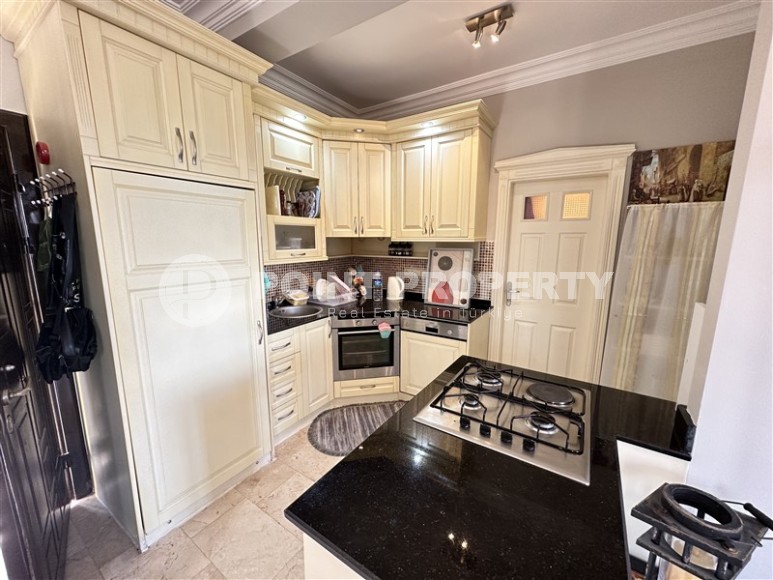 Просторная двухуровневая квартира с видом на море и горы, в престижном, живописном районе Аланьи - Каргыджак-id-6052-фото-4