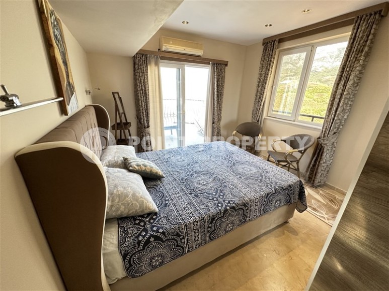 Просторная двухуровневая квартира с видом на море и горы, в престижном, живописном районе Аланьи - Каргыджак-id-6052-фото-8