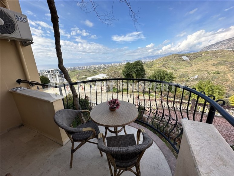 Просторная двухуровневая квартира с видом на море и горы, в престижном, живописном районе Аланьи - Каргыджак-id-6052-фото-16