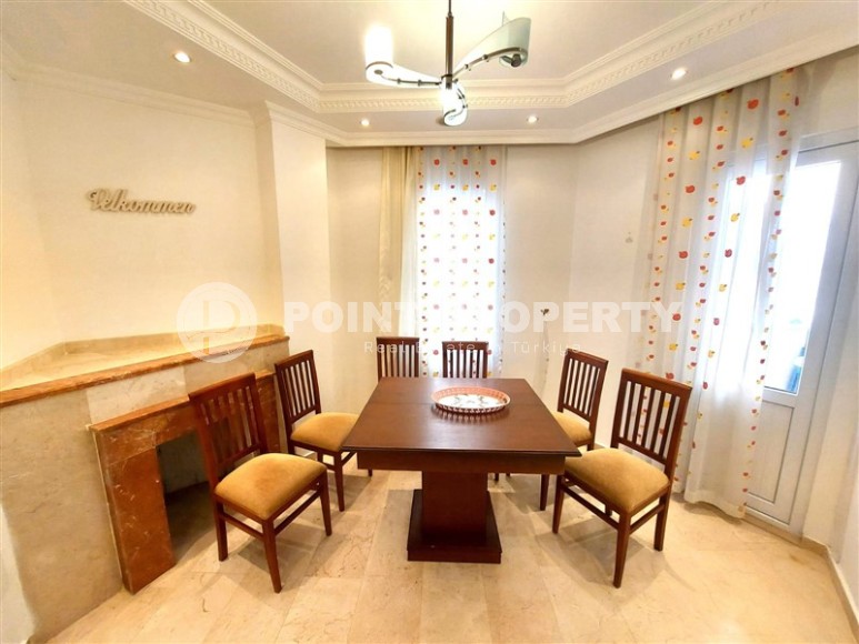 Comfortable furnished apartment 3+1, on an area of 120 m2, in the center of the popular area of Alanya - Mahmutlar-id-6055-photo-4