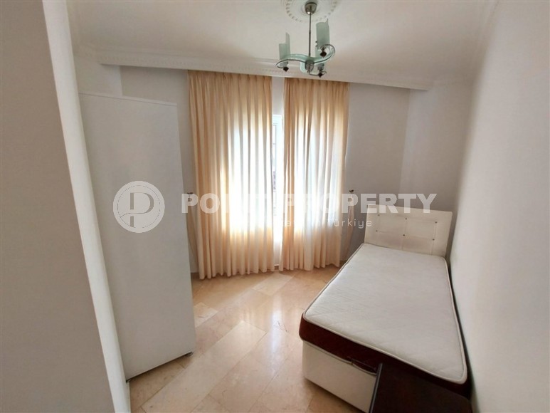 Comfortable furnished apartment 3+1, on an area of 120 m2, in the center of the popular area of Alanya - Mahmutlar-id-6055-photo-9