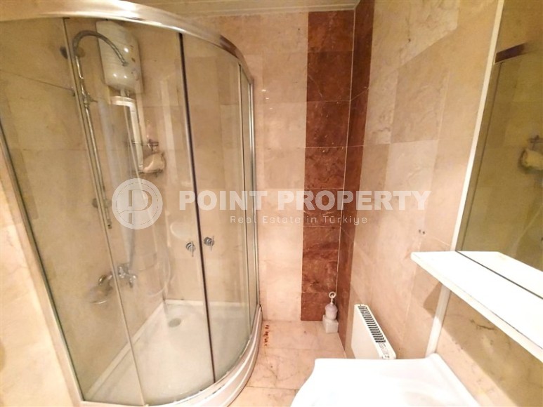 Comfortable furnished apartment 3+1, on an area of 120 m2, in the center of the popular area of Alanya - Mahmutlar-id-6055-photo-12