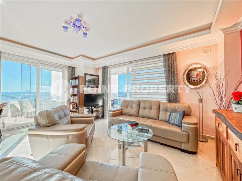 Panoramic apartment with luxurious views of the sea and mountains, in a modern, developed area of Alanya - Mahmutlar-id-6056-photo-4