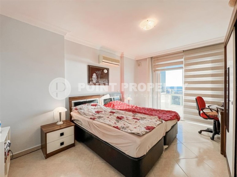 Panoramic apartment with luxurious views of the sea and mountains, in a modern, developed area of Alanya - Mahmutlar-id-6056-photo-9