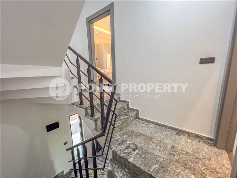 Трехэтажная вилла с видом на Средиземное море и крепость Алании.-id-5403-фото-11