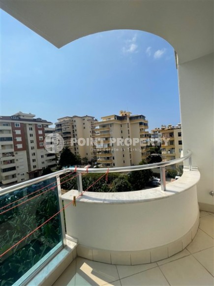 Комфортабельная квартира на 4-м этаже в жилом комплексе 2015 года постройки, в центре района Махмутлар-id-6058-фото-7