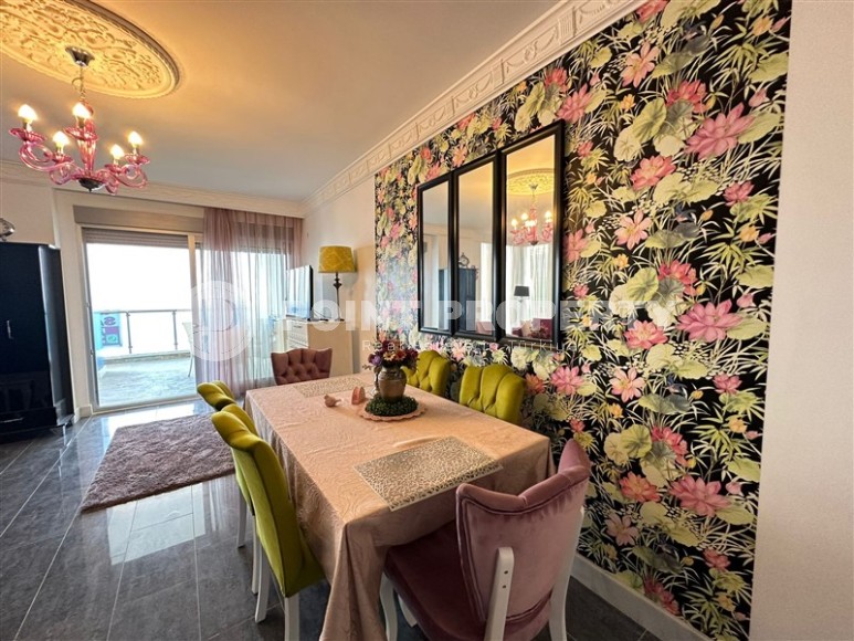 Panoramic apartment with luxurious sea views, in the center of the popular area of Alanya - Mahmutlar-id-6059-photo-4