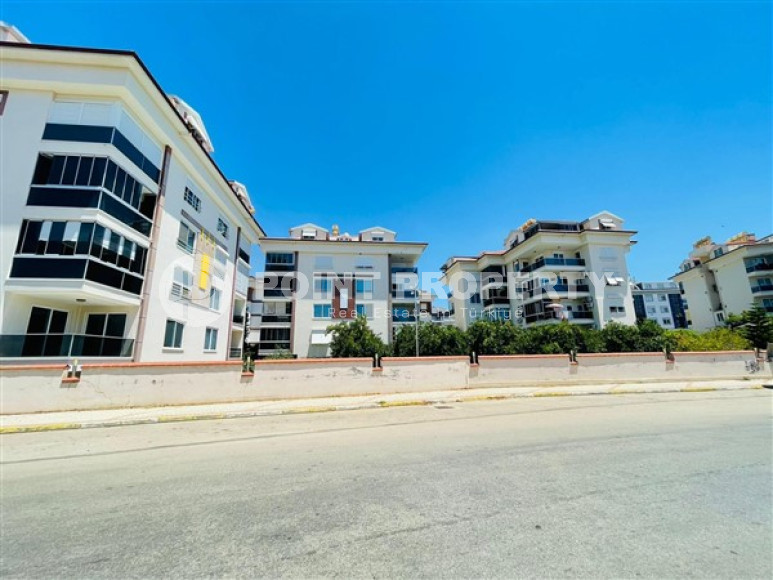 Spacious apartment in Oba area. Furniture and appliances are priced. 140 sq.m.-id-1477-photo-3