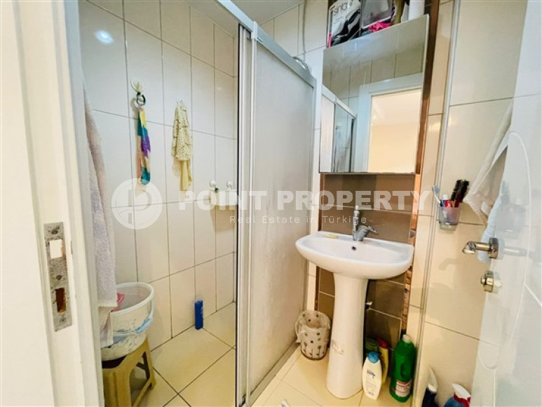 Spacious apartment in Oba area. Furniture and appliances are priced. 140 sq.m.-id-1477-photo-16