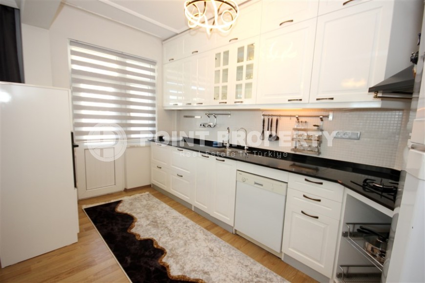 Cozy, comfortable apartment 600 meters from the sea, in a modern, developed area of Alanya - Mahmutlar-id-6063-photo-3