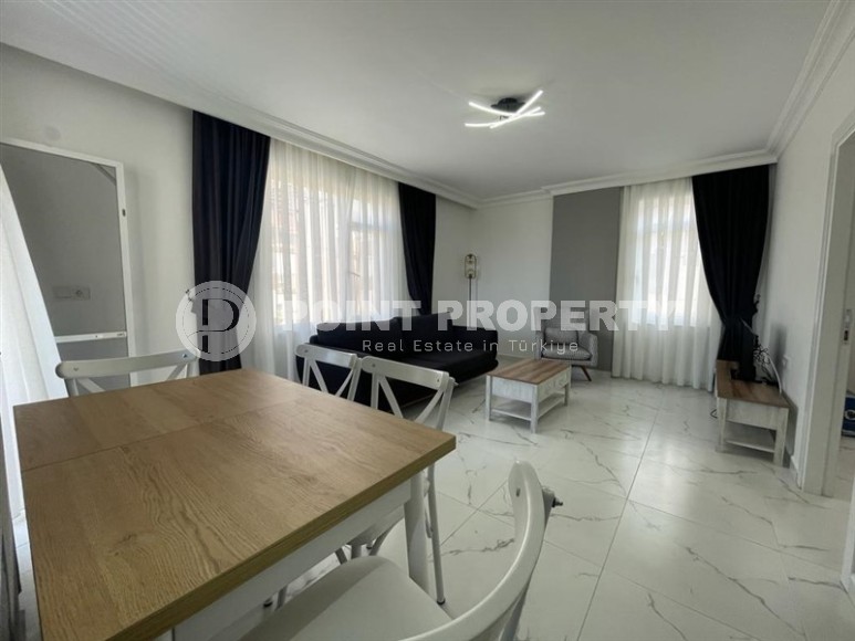 Квартира с хорошим ремонтом, новой мебелью и бытовой техникой, в 300 метрах от моря-id-6065-фото-2