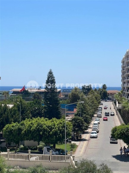 Квартира с хорошим ремонтом, новой мебелью и бытовой техникой, в 300 метрах от моря-id-6065-фото-10