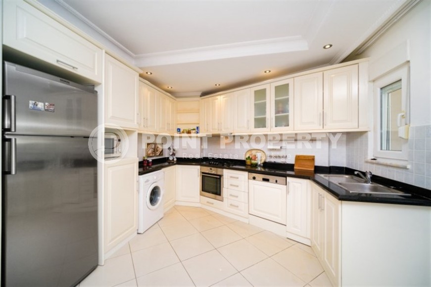 Светлая, комфортабельная квартира 3+1, на площади 150 м2, в 500 метрах от роскошного пляжа Клеопатры-id-6068-фото-4