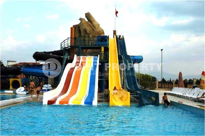 Compact apartments with fine finishing, in a residential complex at the initial stage of construction, in the resort area of Mersin - Tomyuk-id-6069-photo-10