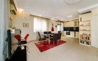 Modern apartment with spacious glazed balconies, five minutes walk from the center of Alanya-id-6071-photo-4