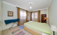 Modern apartment with spacious glazed balconies, five minutes walk from the center of Alanya-id-6071-photo-7