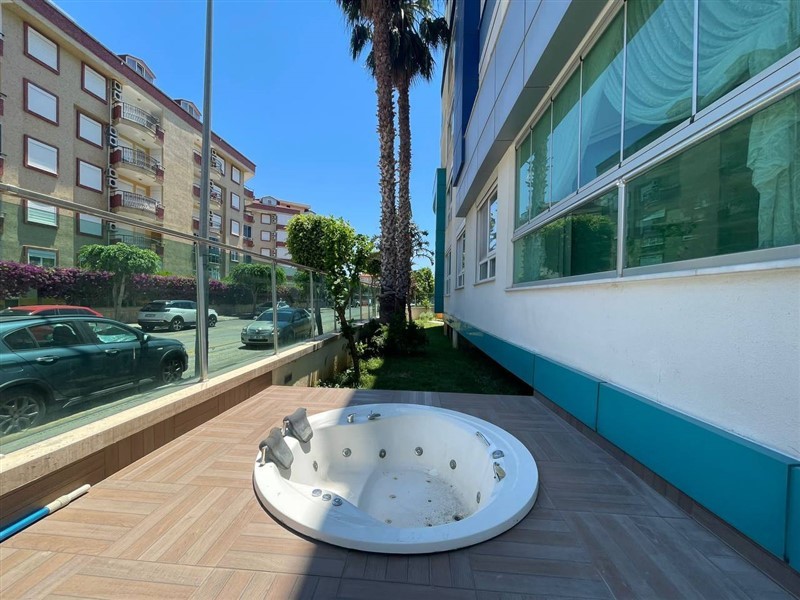 Квартира с современным дизайном и светлым, приятным интерьером, на 1-м этаже, в 250 метрах от моря-id-6072-фото-17