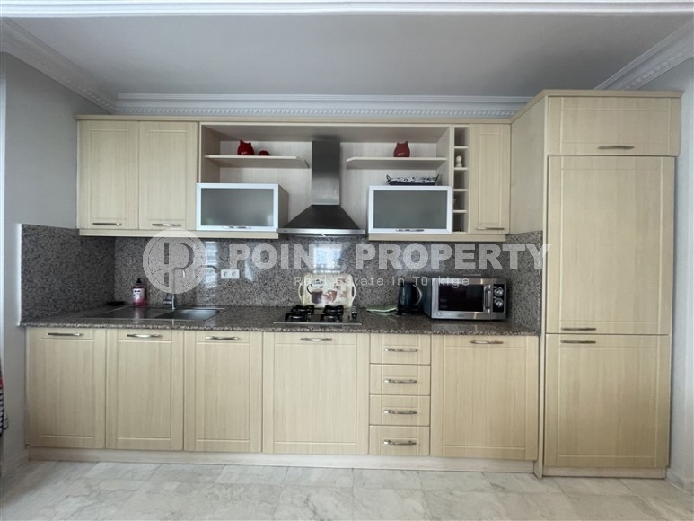 Spacious 2+1 apartment, on an area of 125 m2, in the center of a picturesque, cozy area of Alanya - Oba-id-6073-photo-3