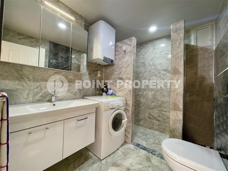 Spacious 2+1 apartment, on an area of 125 m2, in the center of a picturesque, cozy area of Alanya - Oba-id-6073-photo-9