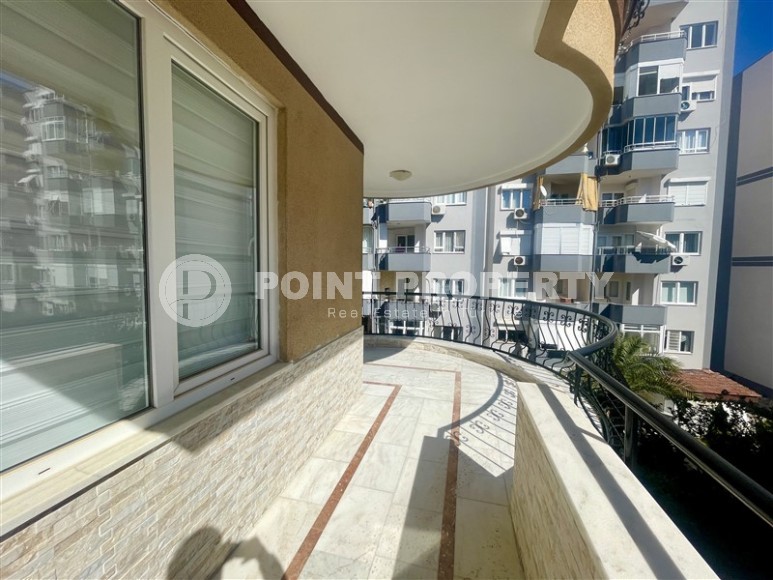 Spacious 2+1 apartment, on an area of 125 m2, in the center of a picturesque, cozy area of Alanya - Oba-id-6073-photo-15