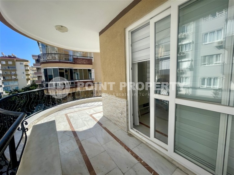 Spacious 2+1 apartment, on an area of 125 m2, in the center of a picturesque, cozy area of Alanya - Oba-id-6073-photo-16