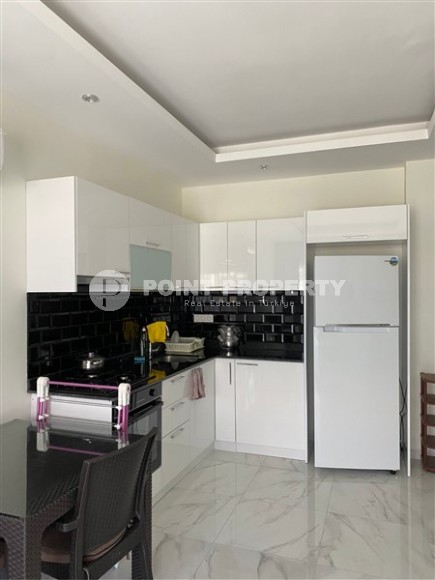 Compact new apartment 300 meters from the sea, in the center of the prestigious area of Alanya - Kestel-id-6076-photo-3