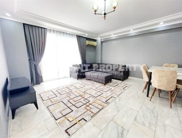 Квартира с современным лаконичным дизайном, новой мебелью и бытовой техникой, на 3-м этаже в доме 2013 года постройки-id-6080-фото-2