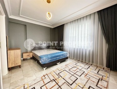 Квартира с современным лаконичным дизайном, новой мебелью и бытовой техникой, на 3-м этаже в доме 2013 года постройки-id-6080-фото-5