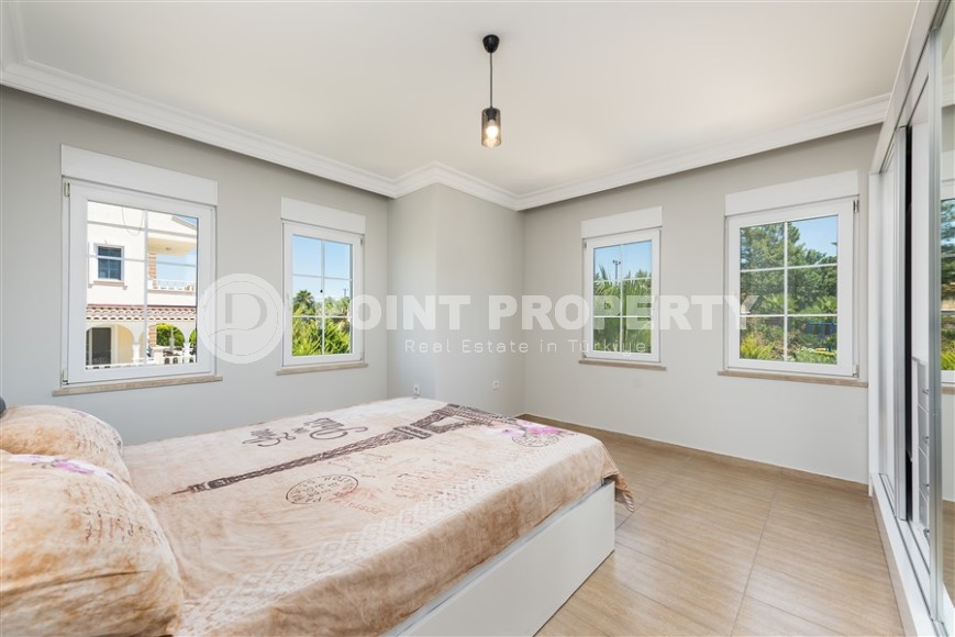 Panoramic villas with sea and mountain views, in a picturesque, ecologically clean area of Alanya - Incekum-id-6081-photo-7