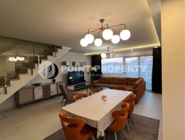 Просторная двухуровневая квартира 4+1, на площади 210 м2, в 50 метрах от пляжа, в центре района Кестель-id-6082-фото-2