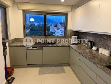 Просторная двухуровневая квартира 4+1, на площади 210 м2, в 50 метрах от пляжа, в центре района Кестель-id-6082-фото-5