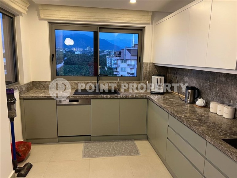 Spacious two-level apartment 4+1, on an area of 210 m2, 50 meters from the beach, in the center of the Kestel area-id-6082-photo-5