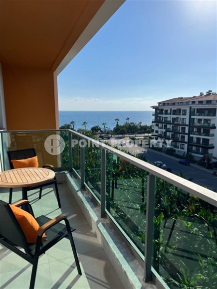 Spacious two-level apartment 4+1, on an area of 210 m2, 50 meters from the beach, in the center of the Kestel area-id-6082-photo-9