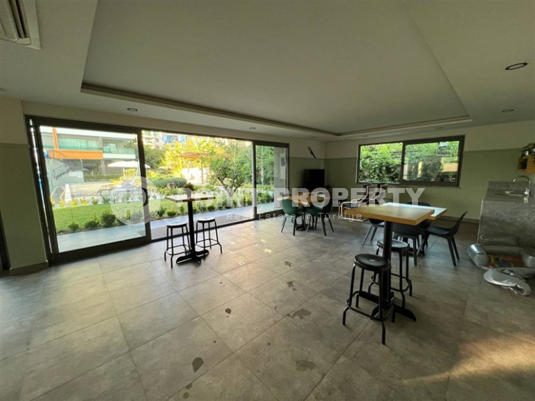 Spacious two-level apartment 4+1, on an area of 210 m2, 50 meters from the beach, in the center of the Kestel area-id-6082-photo-14