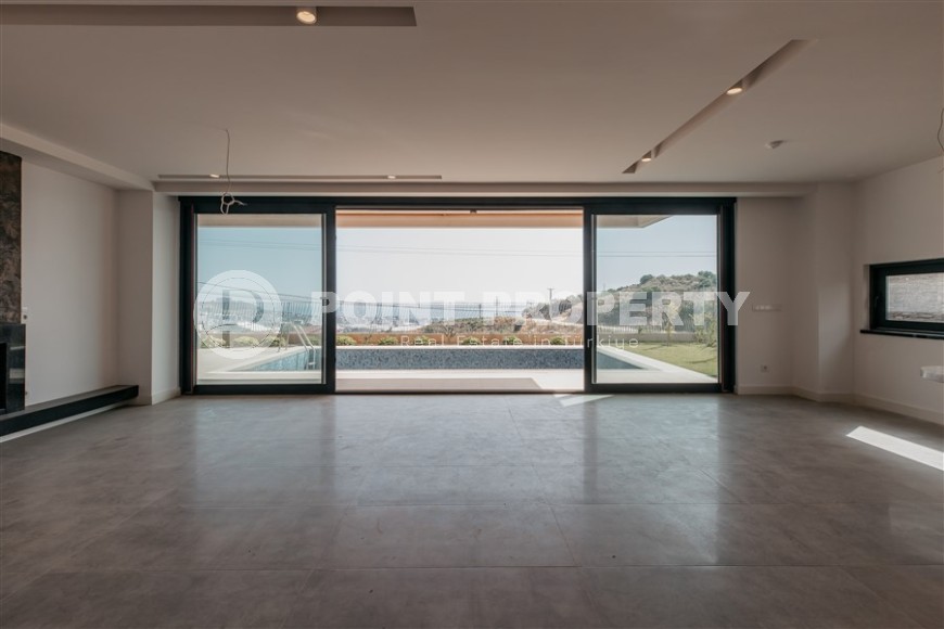 Luxury villa with a swimming pool and a garden, in a modern residential complex with a “city within a city” infrastructure-id-6090-photo-6