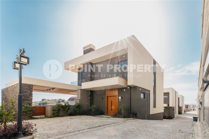 Luxury villa with a swimming pool and a garden, in a modern residential complex with a “city within a city” infrastructure-id-6090-photo-26