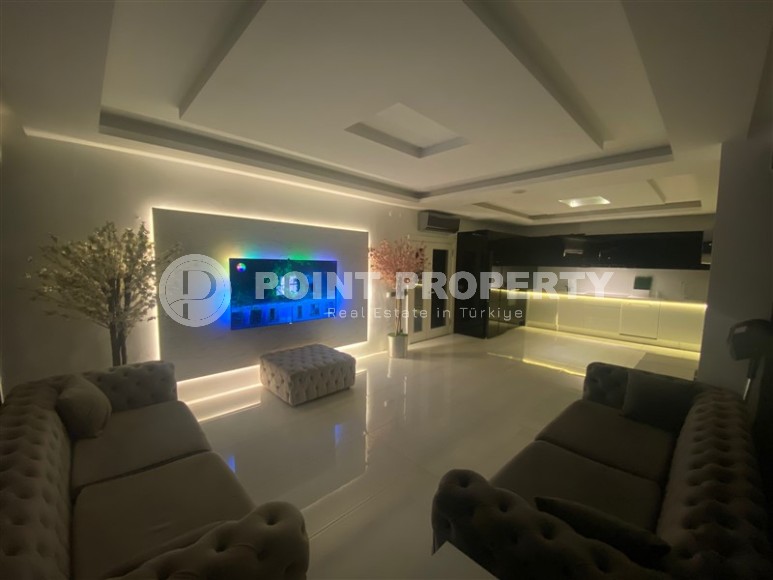 Large two-level apartment with a private pool and garden, in a building built in 2019, 1200 meters from the sea-id-6091-photo-1