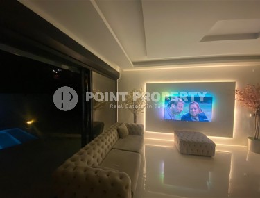 Большая двухуровневая квартира с собственным бассейном и садом, в доме 2019 года постройки, в 1200 метрах от моря-id-6091-фото-3