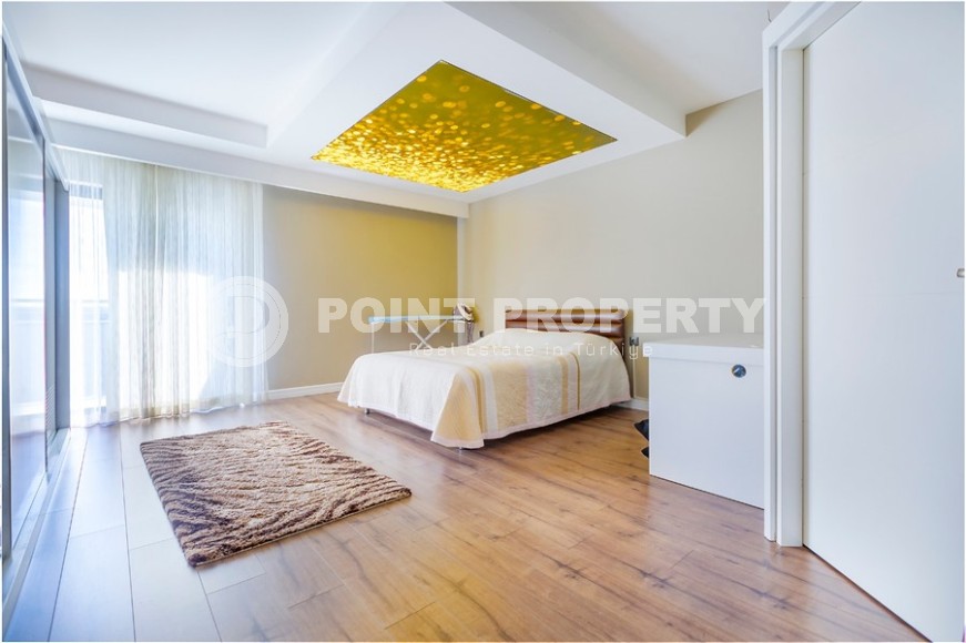 Дуплекс с дизайнерским ремонтом, на 6-м этаже с мансардой, в спокойном районе Аланьи - Чиплаклы-id-6092-фото-7