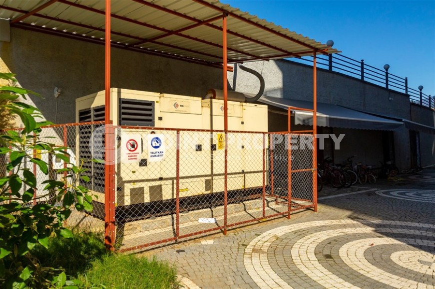 Дуплекс с дизайнерским ремонтом, на 6-м этаже с мансардой, в спокойном районе Аланьи - Чиплаклы-id-6092-фото-34