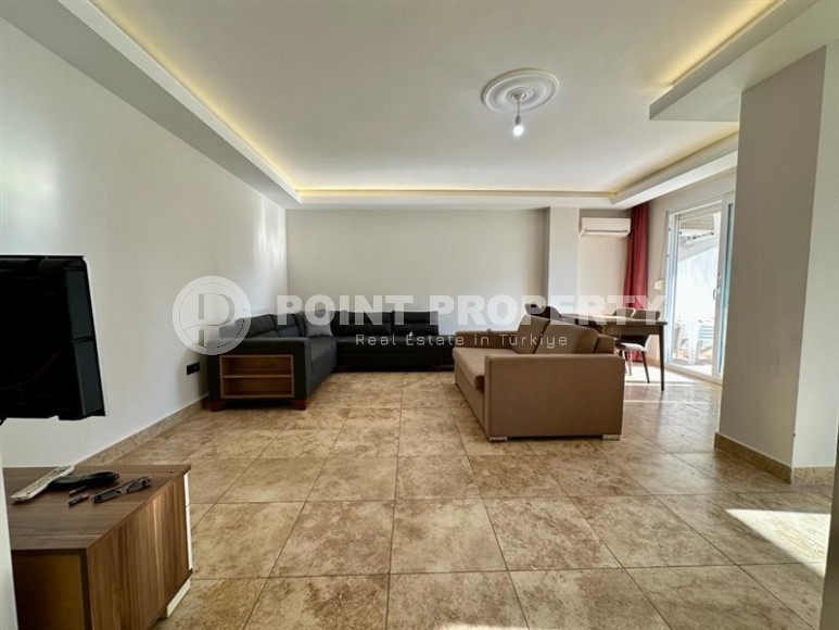 Большая квартира 1+1, на площади 90 м2, в центре спокойного района Аланьи - Джикджилли-id-6097-фото-2