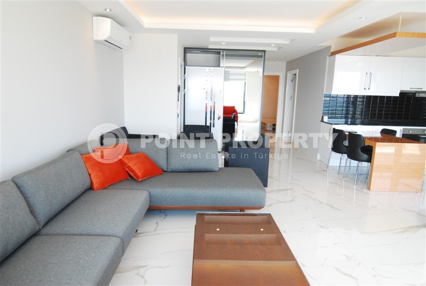 Apartment with modern design on the first line from the sea, in a picturesque, quiet area of Alanya - Kestel-id-6100-photo-1
