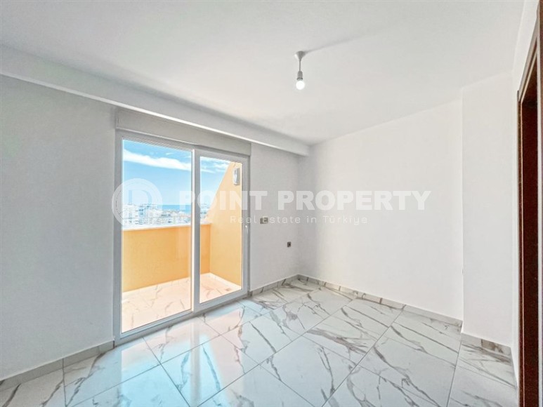 Просторная двухуровневая квартира с качественной чистовой отделкой, в 250 метрах от пляжа и набережной-id-6109-фото-9