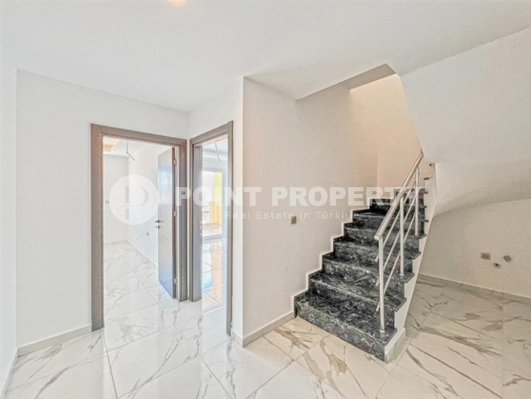 Просторная двухуровневая квартира с качественной чистовой отделкой, в 250 метрах от пляжа и набережной-id-6109-фото-10