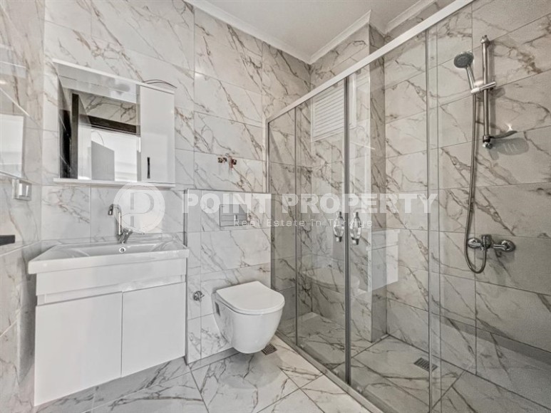 Просторная двухуровневая квартира с качественной чистовой отделкой, в 250 метрах от пляжа и набережной-id-6109-фото-14