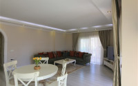 Furnished three bedroom apartment, 178m² 200m from the sea in Mahmutlar, Alanya-id-1482-photo-2