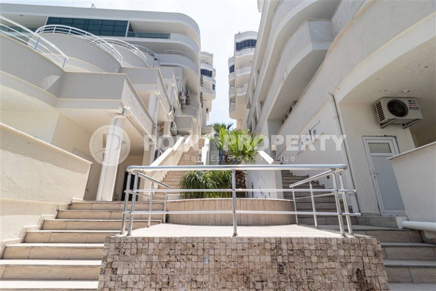 Inexpensive, spacious apartment, with furniture and household appliances, in a comfortable residential complex in the Mahmutlar area-id-6111-photo-20