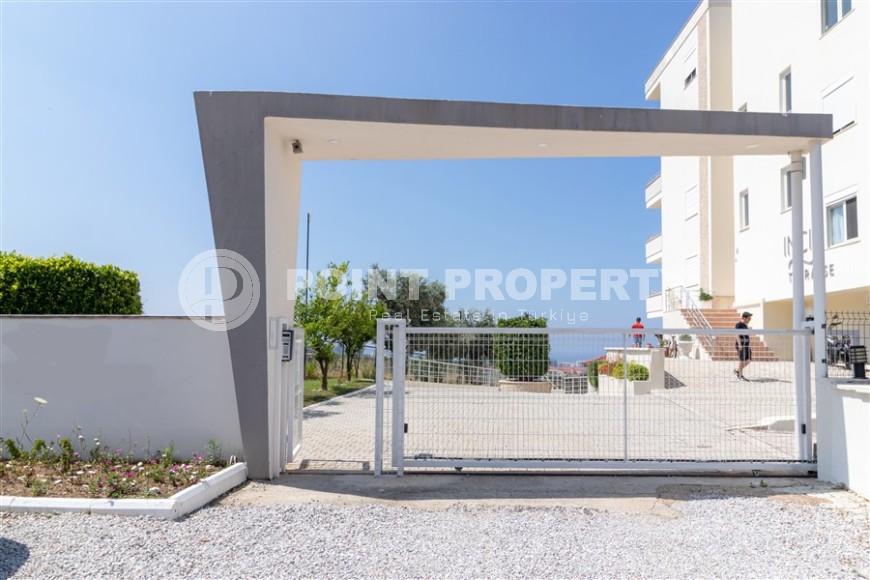 Inexpensive, spacious apartment, with furniture and household appliances, in a comfortable residential complex in the Mahmutlar area-id-6111-photo-21