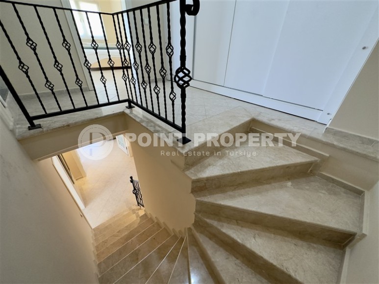 Панорамный дуплекс с видом на море, на 4-м этаже с мансардой, в центре популярного района Аланьи - Оба-id-6112-фото-11